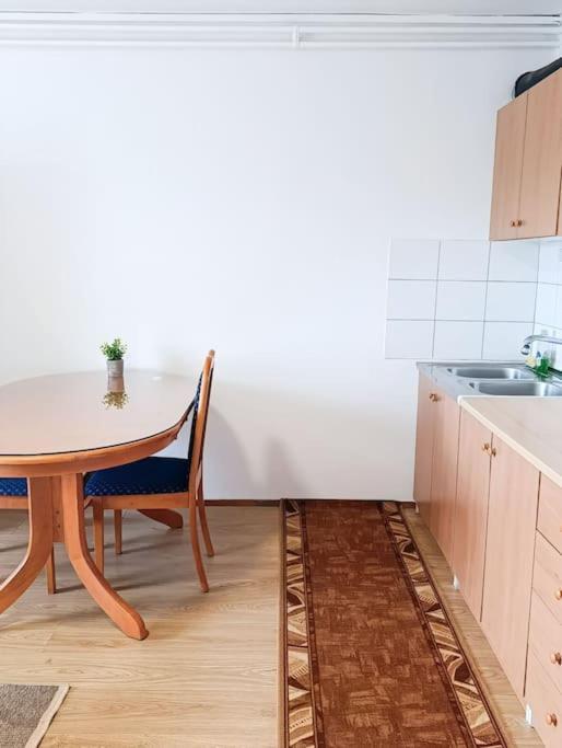 Renovated And Quiet Appartement